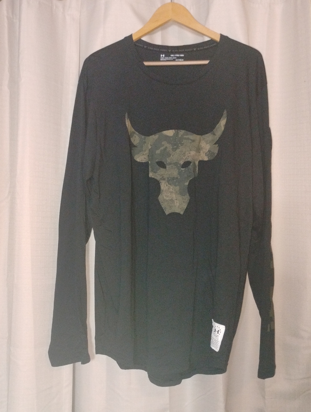 Under Armour Men’s Black Long-Sleeve T-Shirt with Camo Bull Logo Project Rock